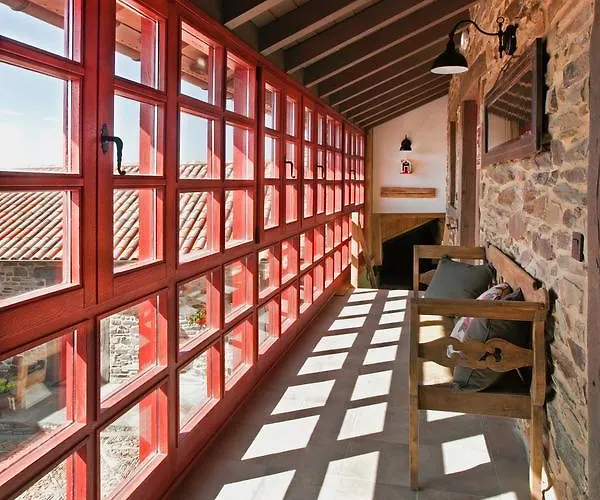 Via Avis Kır Evi Santa Catalina de Somoza